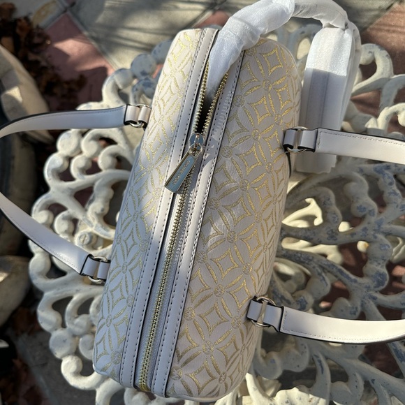 Michael Kors Patterned Women's Bag Set - Picture 4 of 16